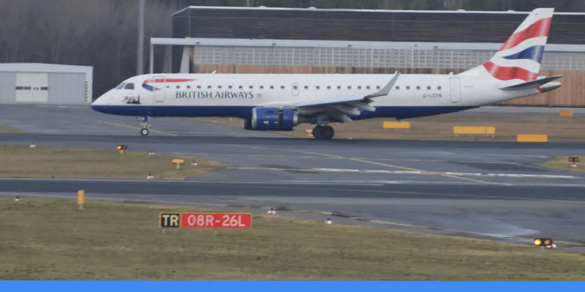 Le flight radar montre l'atterrissage d'un avion de British Airways.